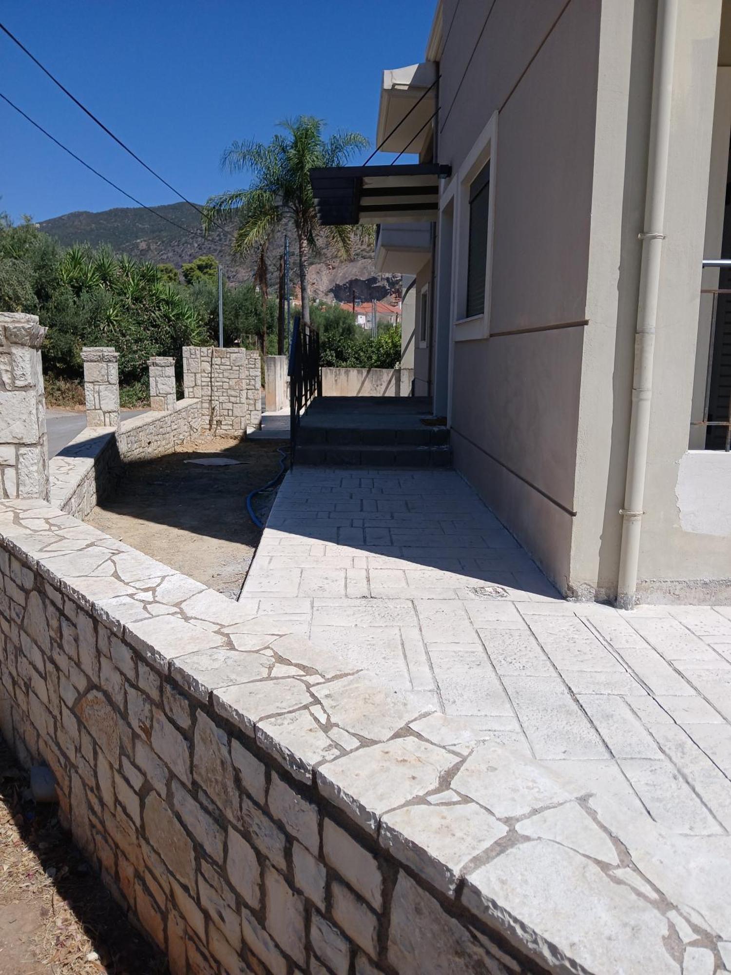 Apartamento Simple, Calm And Luxurious Kalamata Exterior foto