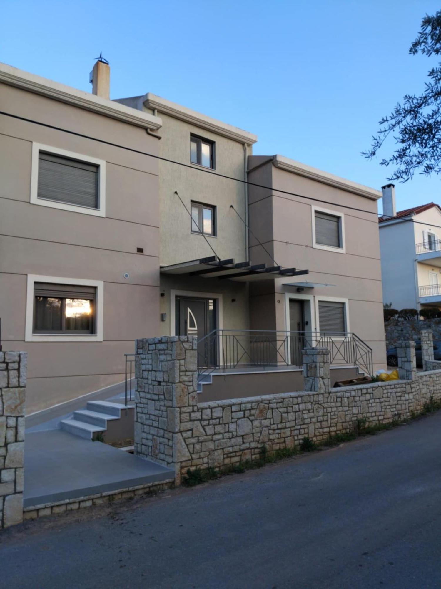Apartamento Simple, Calm And Luxurious Kalamata Exterior foto