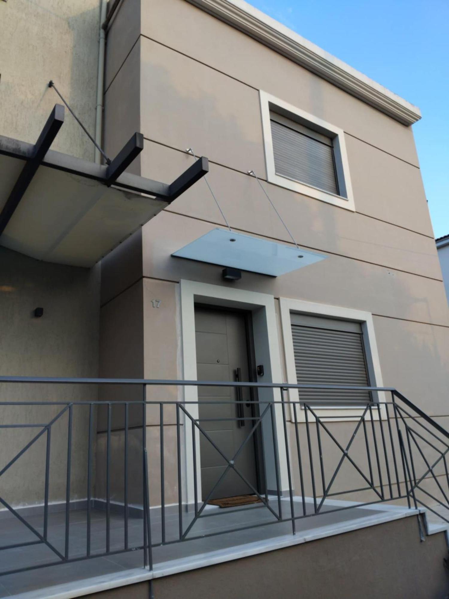 Apartamento Simple, Calm And Luxurious Kalamata Exterior foto