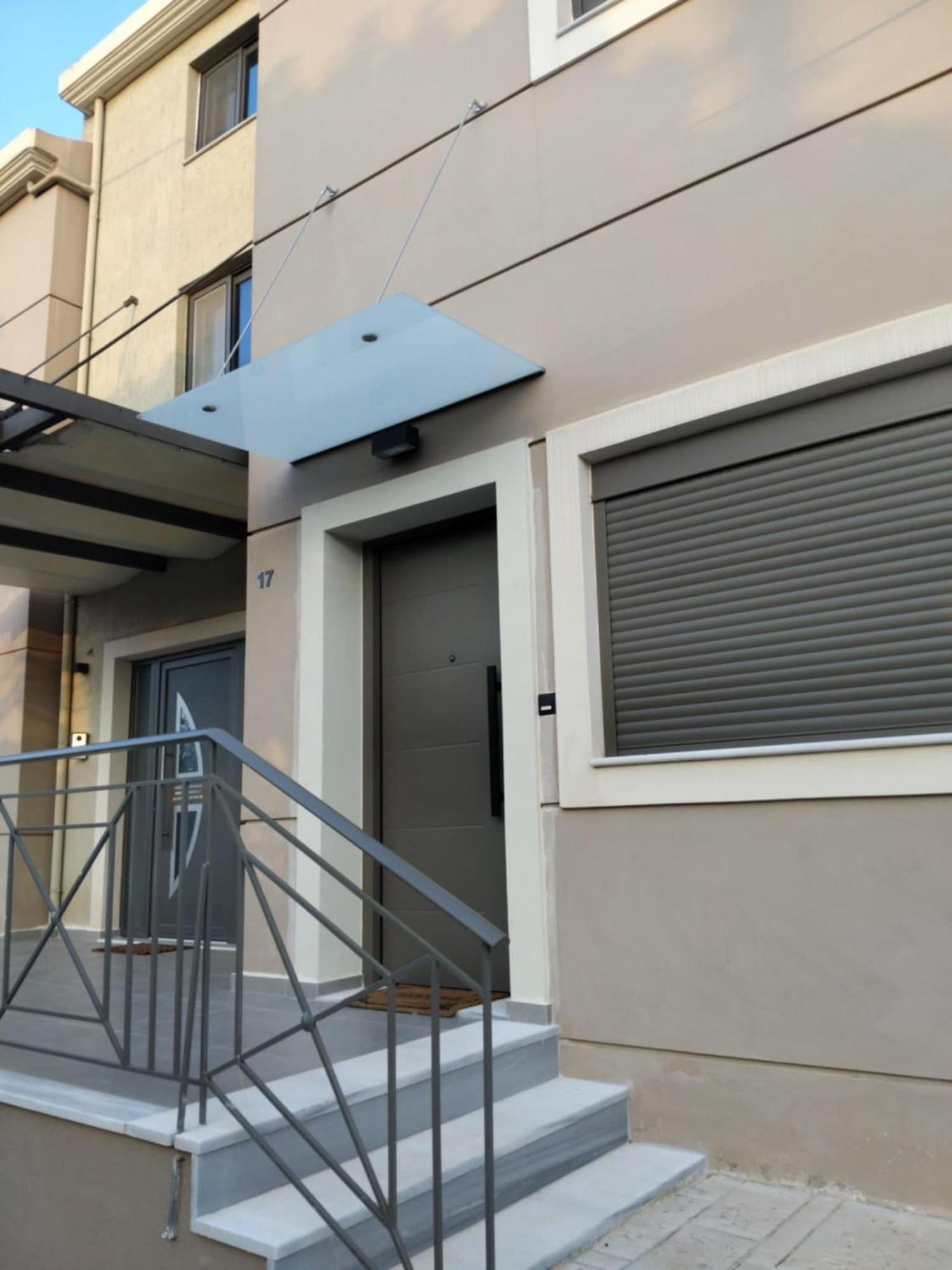 Apartamento Simple, Calm And Luxurious Kalamata Exterior foto